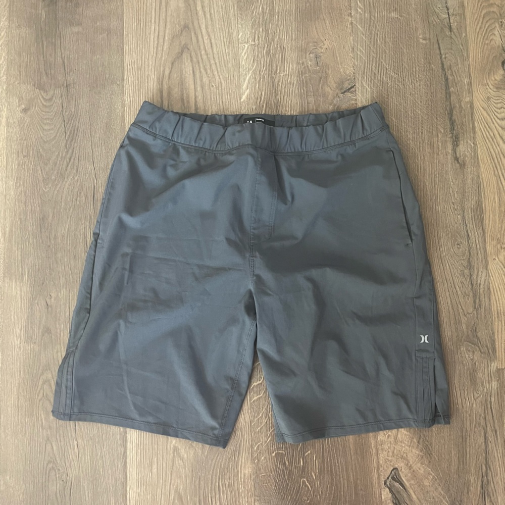 Hurley grey shorts